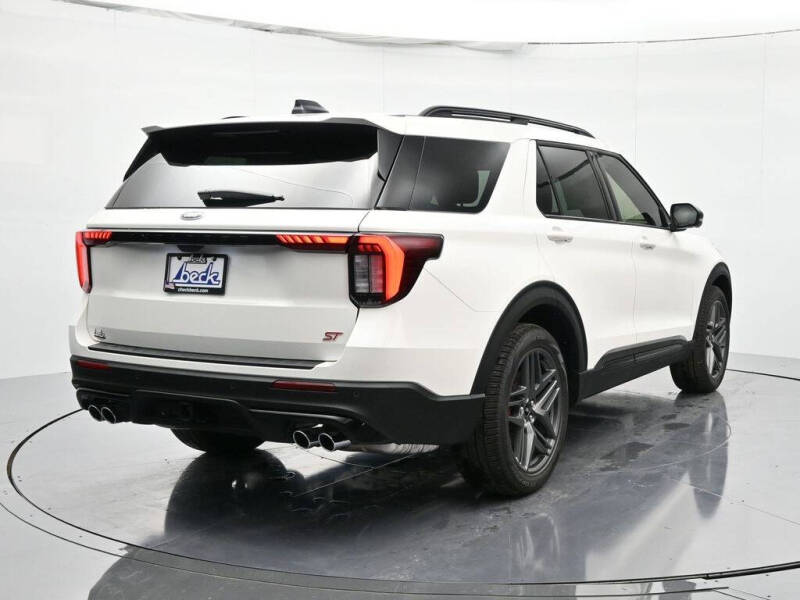 2025 Ford Explorer ST
