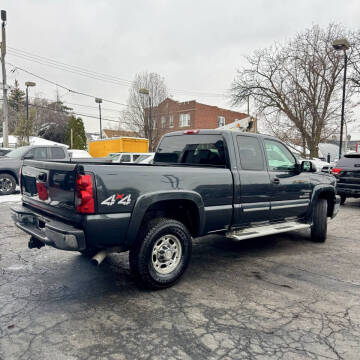 2004 Chevrolet Silverado 2500HD LS