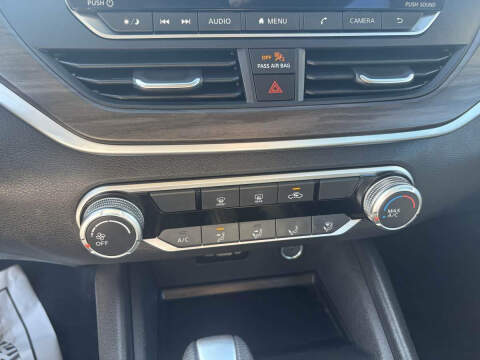 2025 Nissan Altima 2.5 SV