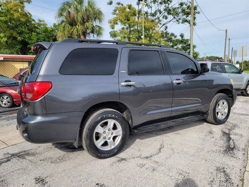 2012 Toyota Sequoia SR5