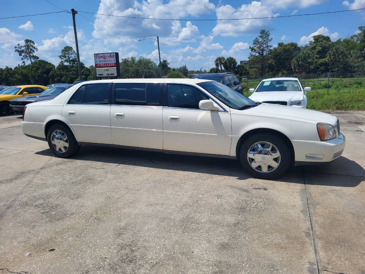 2000 Cadillac Deville Professional for sale at FAMILY AUTO BROKERS in Longwood, FL