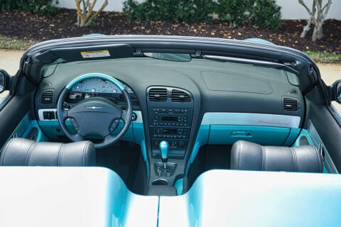 2002 Ford Thunderbird Deluxe