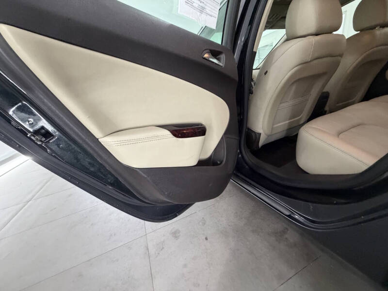 2014 Buick Verano Leather Group