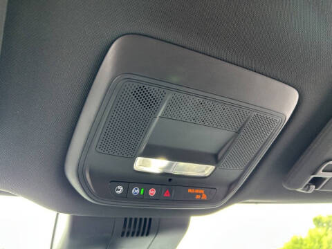 2025 Chevrolet Silverado EV LT