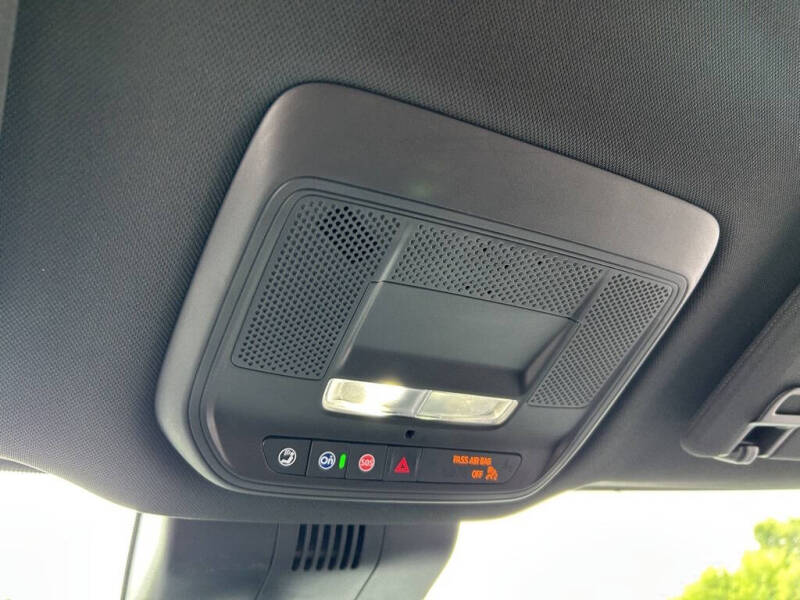 2025 Chevrolet Silverado EV LT