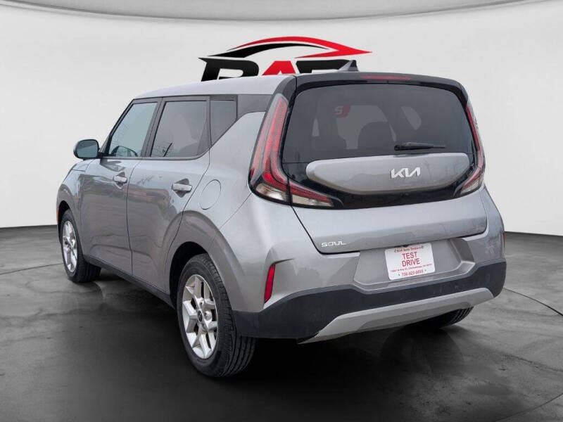 2023 Kia Soul LX