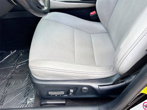 2015 Lexus IS 250 Crafted Line