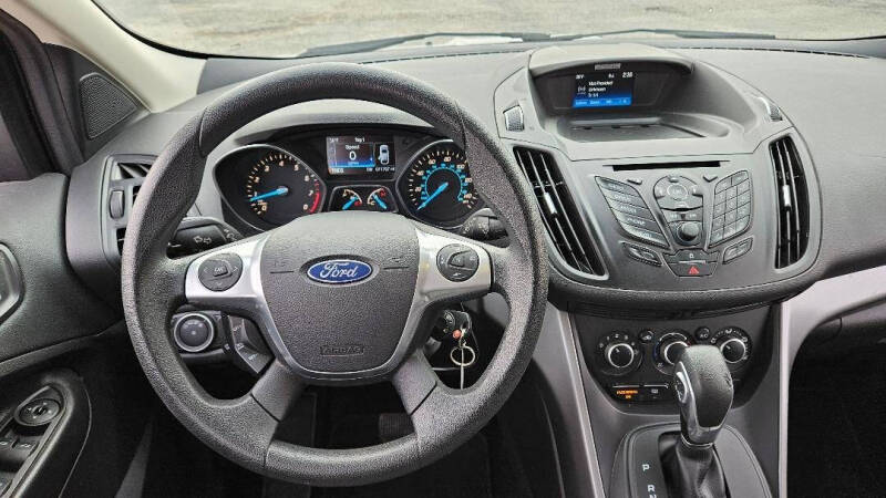 2016 Ford Escape SE photo 16