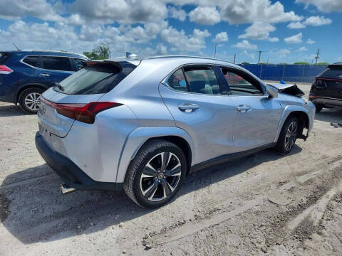 2023 Lexus UX 250h Premium