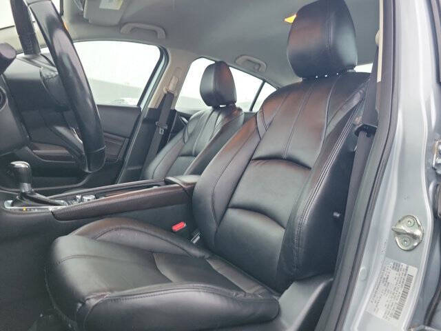 2017 Mazda MAZDA3 Touring