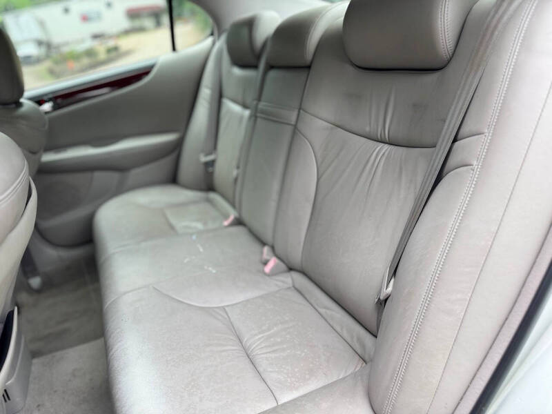 2004 Lexus ES 330