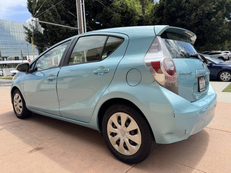 2013 Toyota Prius c One