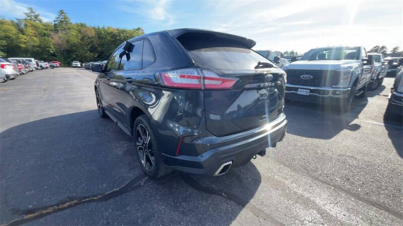 2022 Ford Edge ST