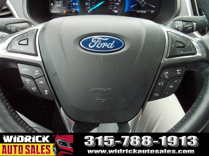 2022 Ford Edge SEL