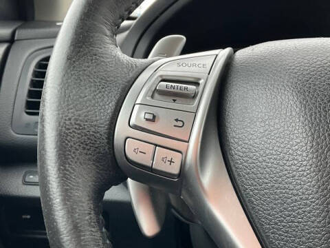 2016 Nissan Altima 2.5 SR