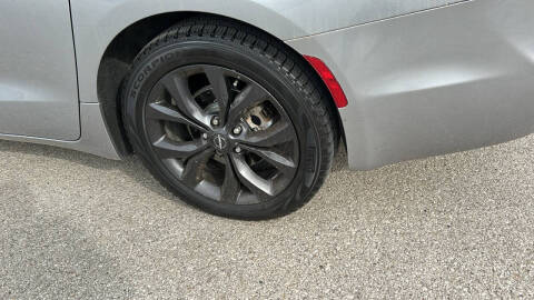 2019 Chrysler Pacifica Touring Plus