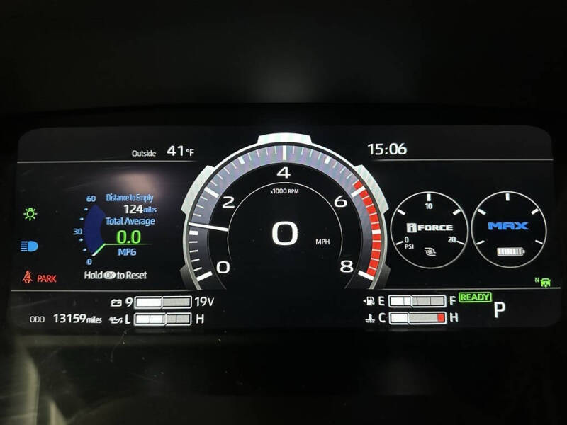 2024 Toyota Sequoia Capstone