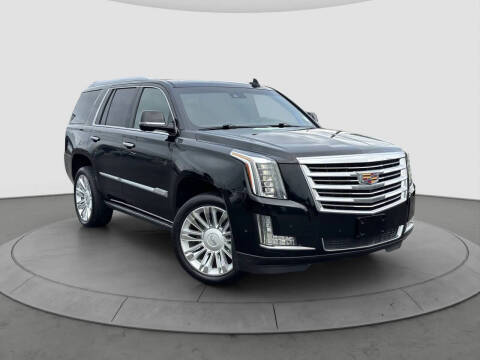 2017 Cadillac Escalade Platinum