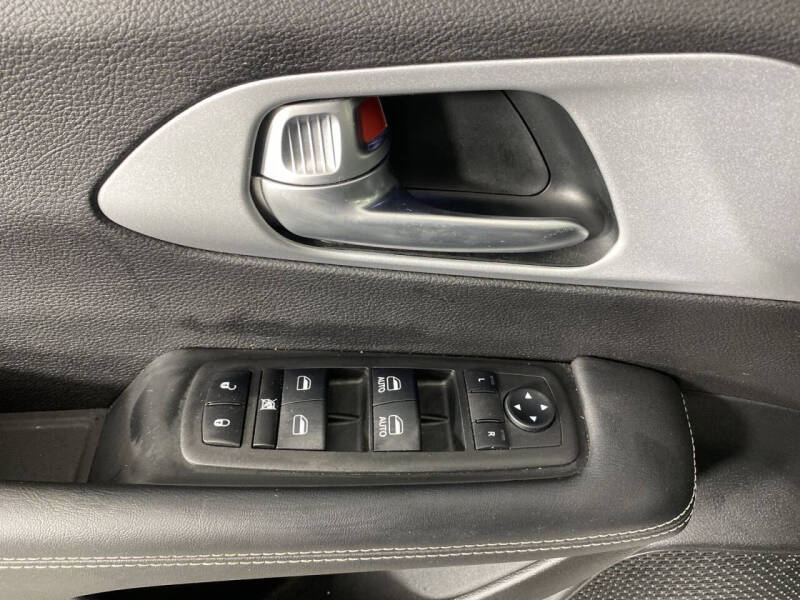 2024 Chrysler Pacifica Touring