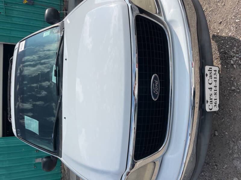 2000 Ford Expedition XLT's photo