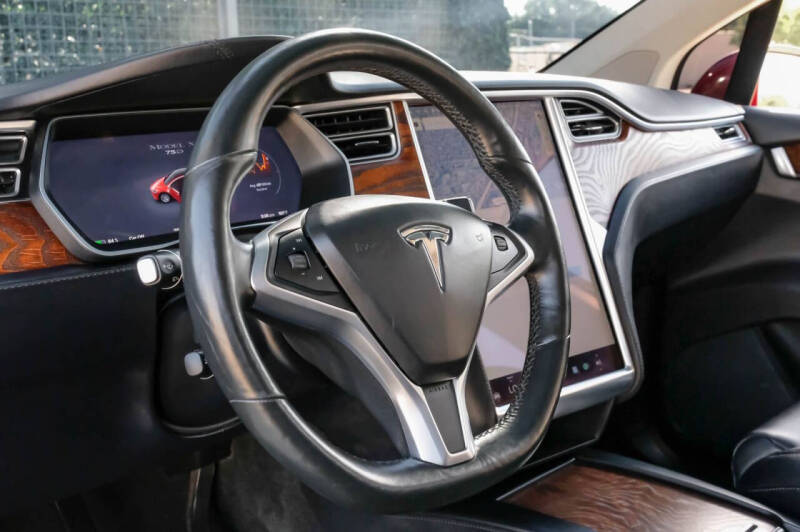 2017 Tesla Model X 75D