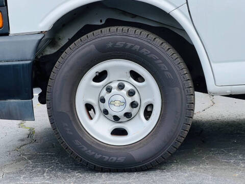 2021 Chevrolet Express 2500