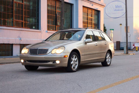 2002 Mercedes-Benz C-Class for sale at Carduka Exchange in Kansas City MO