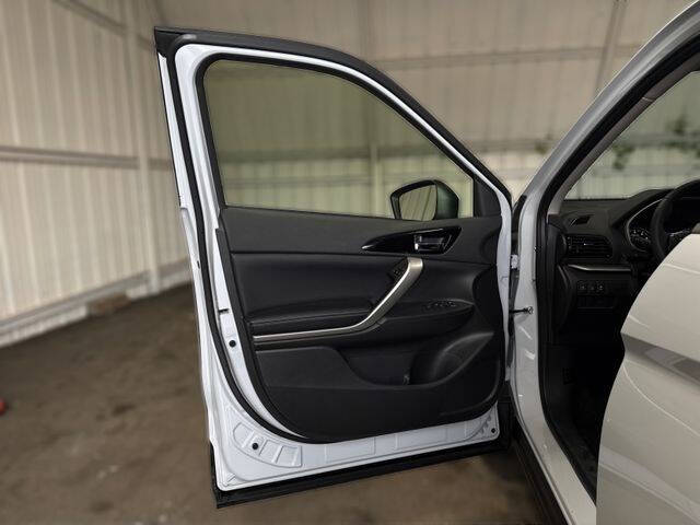2026 Mitsubishi Eclipse Cross SE