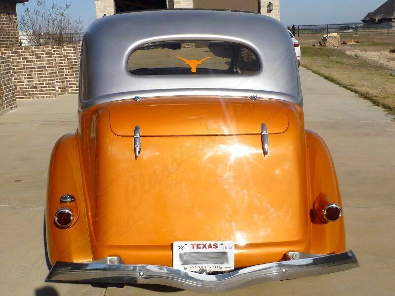 1936 Ford Model 68