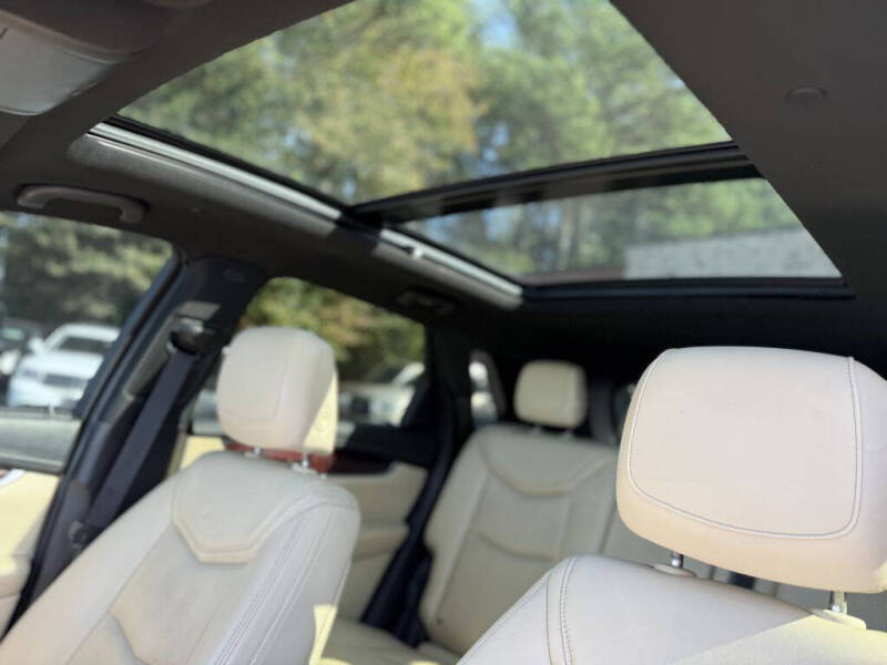 2017 Cadillac XT5 Premium Luxury