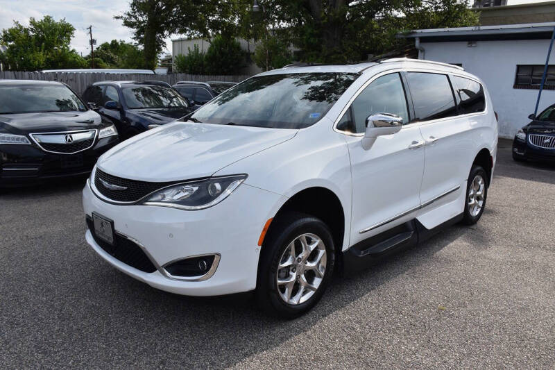2017 Chrysler Pacifica Limited