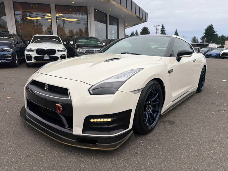 2013 Nissan GT-R Premium