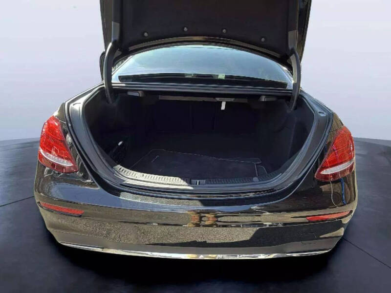 2017 Mercedes-Benz E-Class E 300 4MATIC