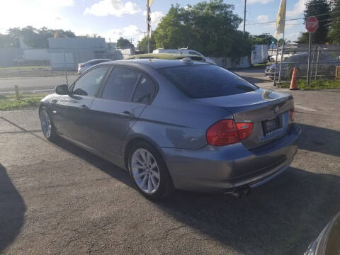2011 BMW 3 Series 328i
