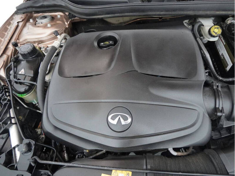 2017 Infiniti QX30