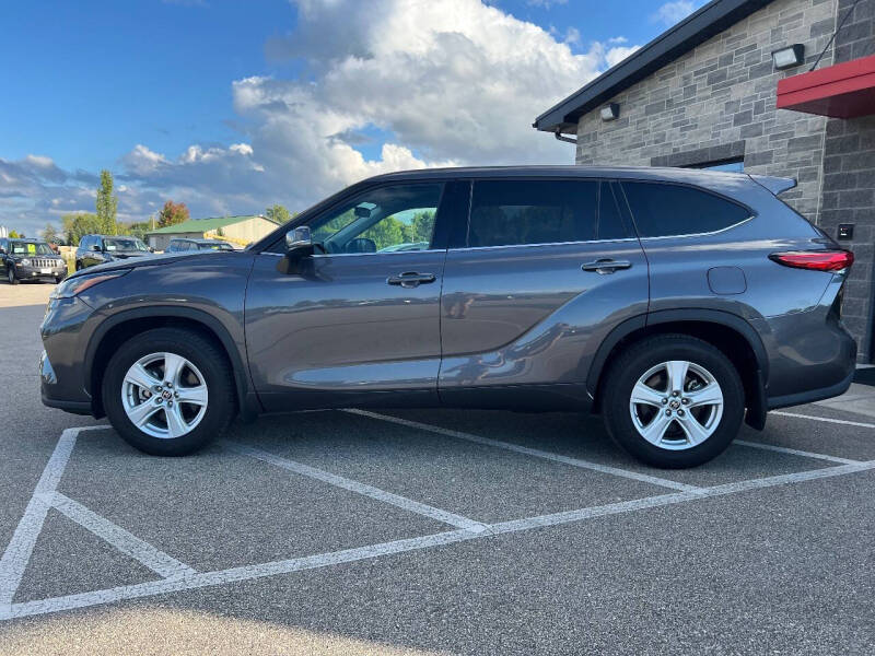 2021 Toyota Highlander LE