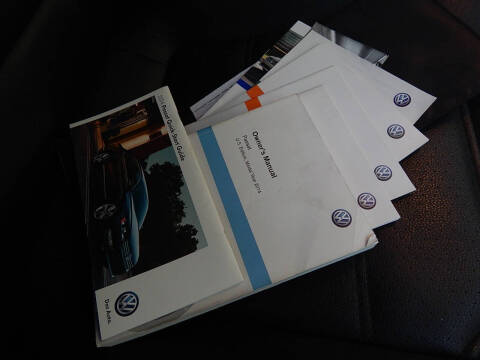 2014 Volkswagen Passat 1.8T Wolfsburg Edition PZEV