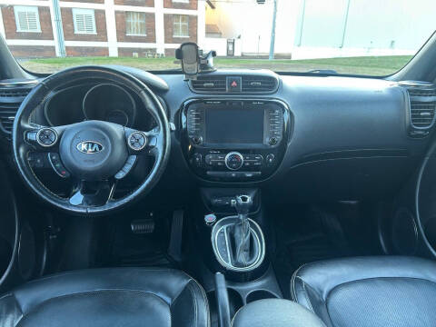 2014 Kia Soul +