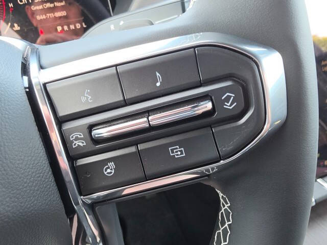 2024 GMC Acadia Denali