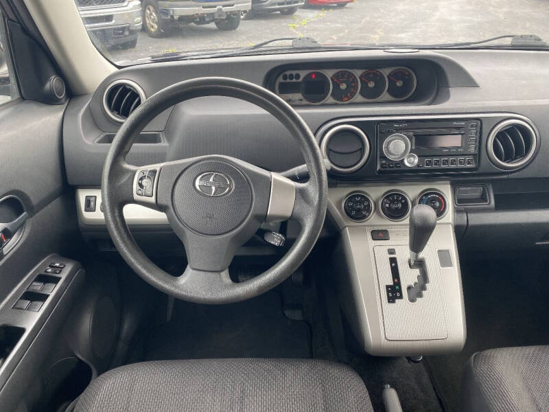 2010 Scion xB
