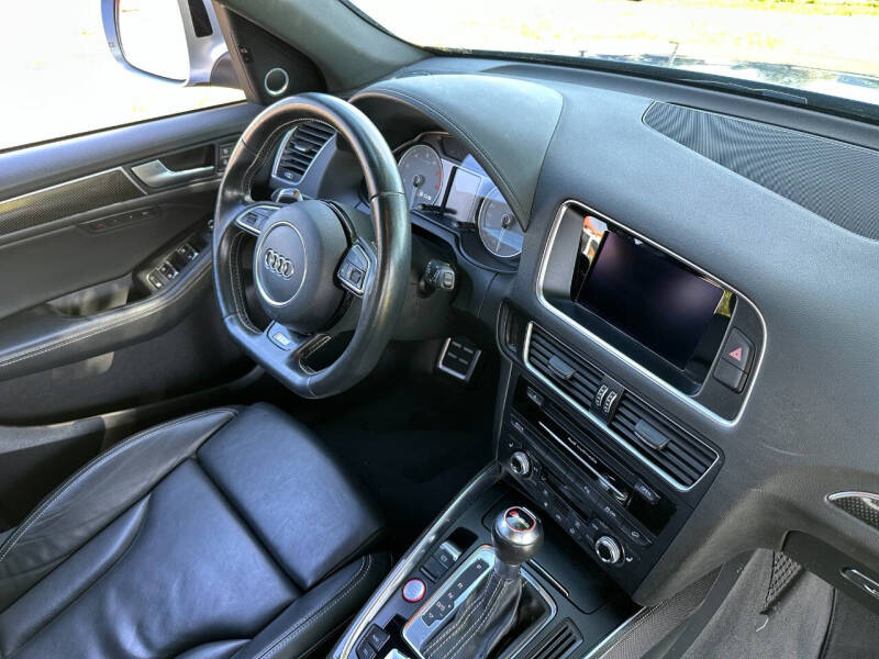 2015 Audi SQ5 3.0T quattro Premium Plus