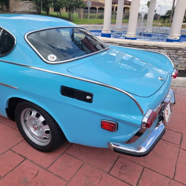 1972 Volvo P1800