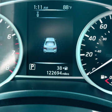 2018 Nissan Sentra SR