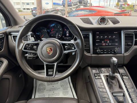 2018 Porsche Macan