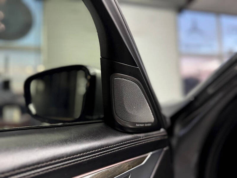 2017 BMW 7 Series 750i