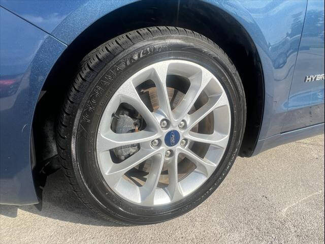 2019 FORD Fusion Sedan - $13,597