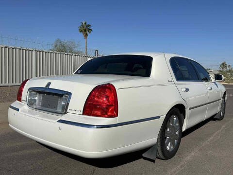 2004 Lincoln Town Car Ultimate L
