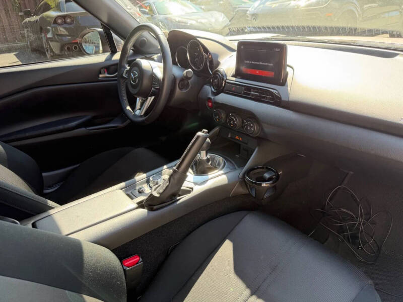 2023 Mazda MX-5 Miata Sport