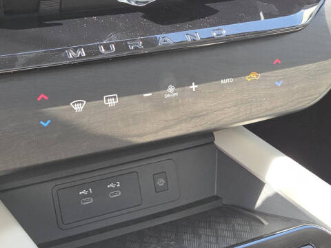 2025 Nissan Murano SL