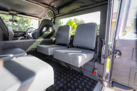 2000 Land Rover Defender